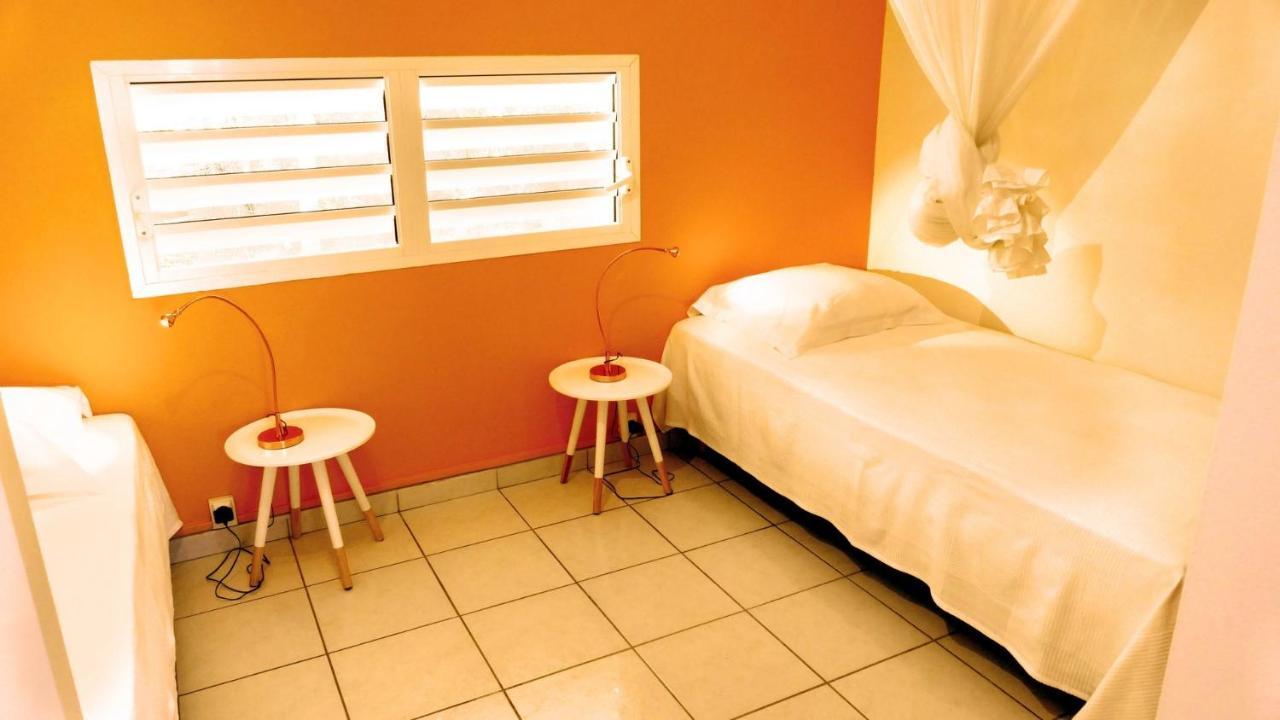 Duplex 4 Personnes Chambre Vue Mer Residence O Coeur De Deshaies Luaran gambar